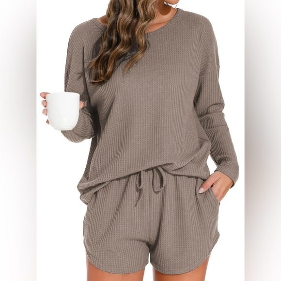Other - Waffle Knit Long Sleeve Top & Shorts Lounge Set- Khaki